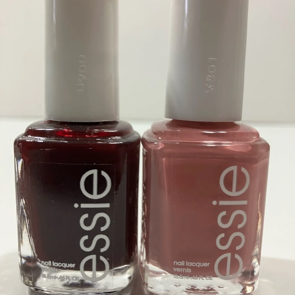 Essie Set - Picture 2 of 8